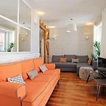 Duke By Interhome شقة Lisboa
